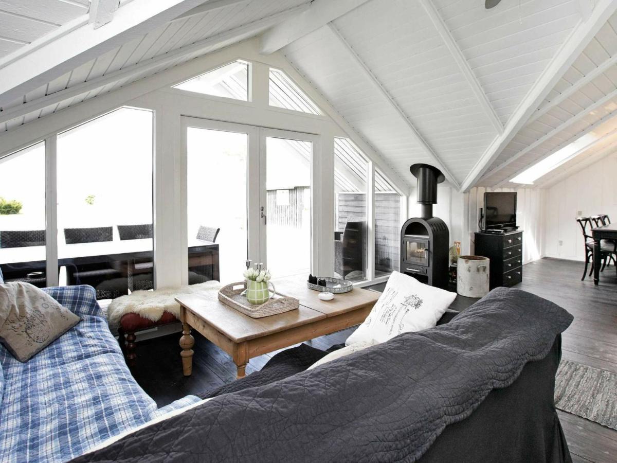 6 Person Holiday Home In Ansager Экстерьер фото