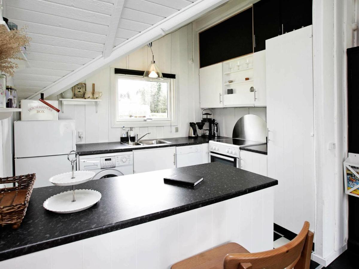 6 Person Holiday Home In Ansager Экстерьер фото
